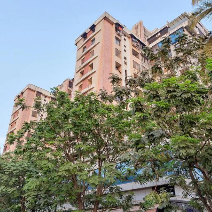 Hotel Terminus Square à Kurla Extérieur photo